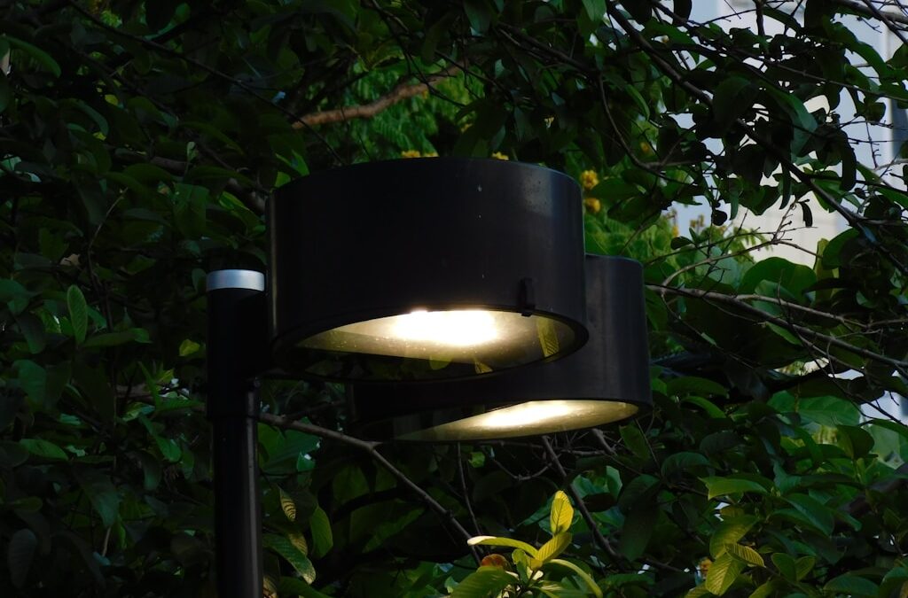 Outdoor And Landscape Lighting near Meredith Hill Elementary School in Auburn, WA